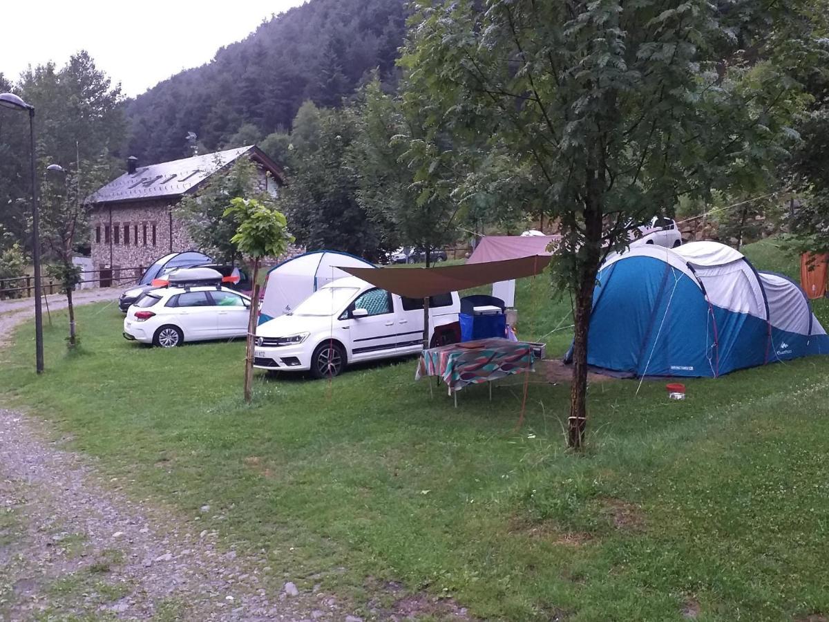 Hotel Càmping Riu Gelat Espot Esterno foto